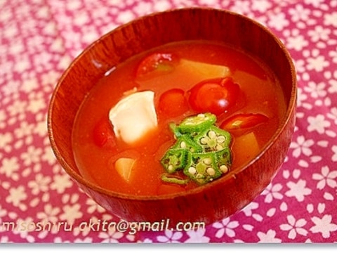 トマトのみそ汁